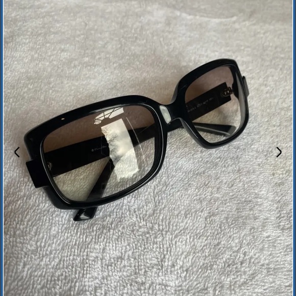 Dior Accessories - Dior Black Frame Sunglasses with Brown Gradient Lenses